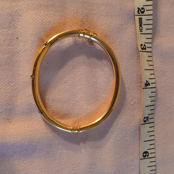 Classic 14k Gold Bangle Bracelet - Picture 5 of 5